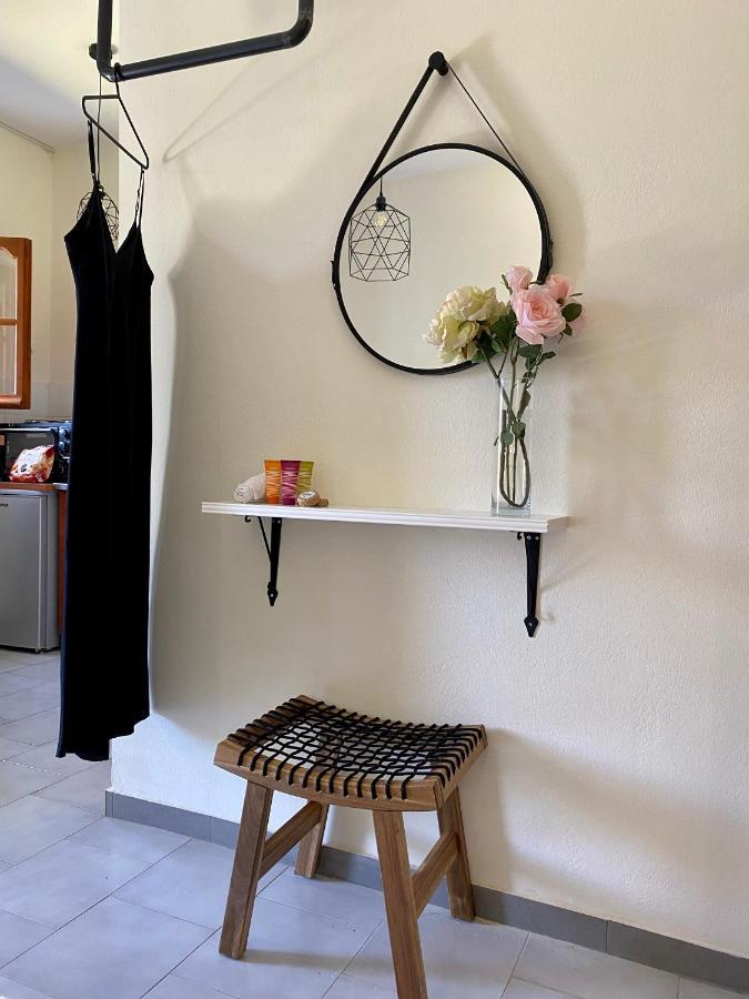 ארגוסטולי Lemon Tree Apartments B C מראה חיצוני תמונה