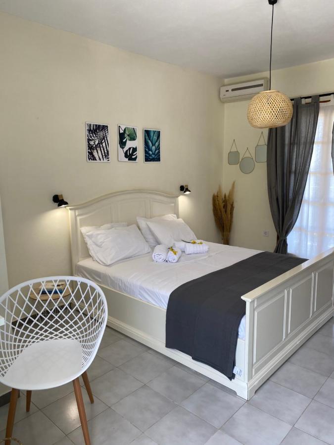 ארגוסטולי Lemon Tree Apartments B C מראה חיצוני תמונה