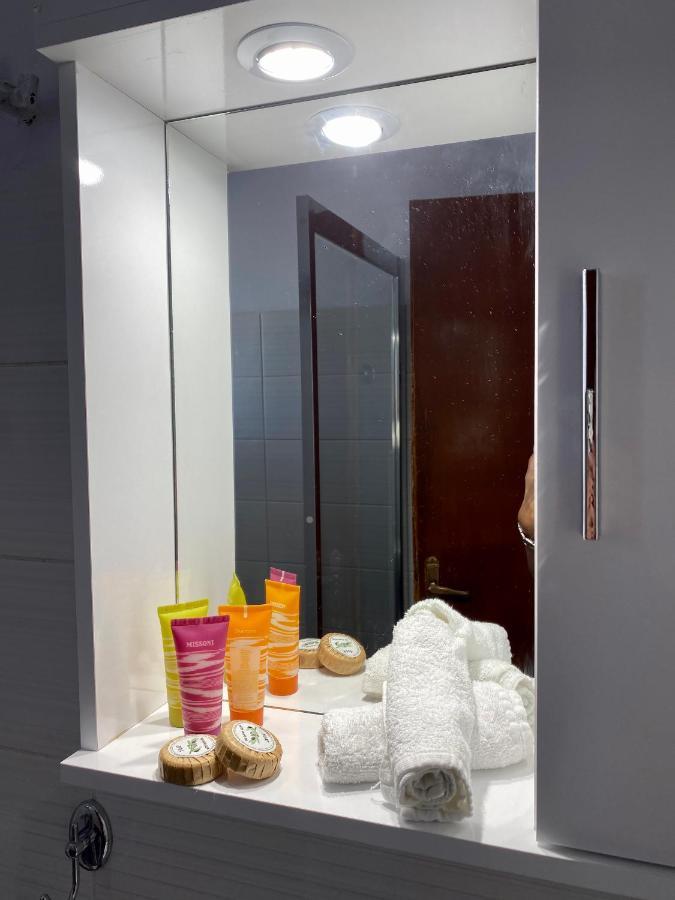 ארגוסטולי Lemon Tree Apartments B C מראה חיצוני תמונה